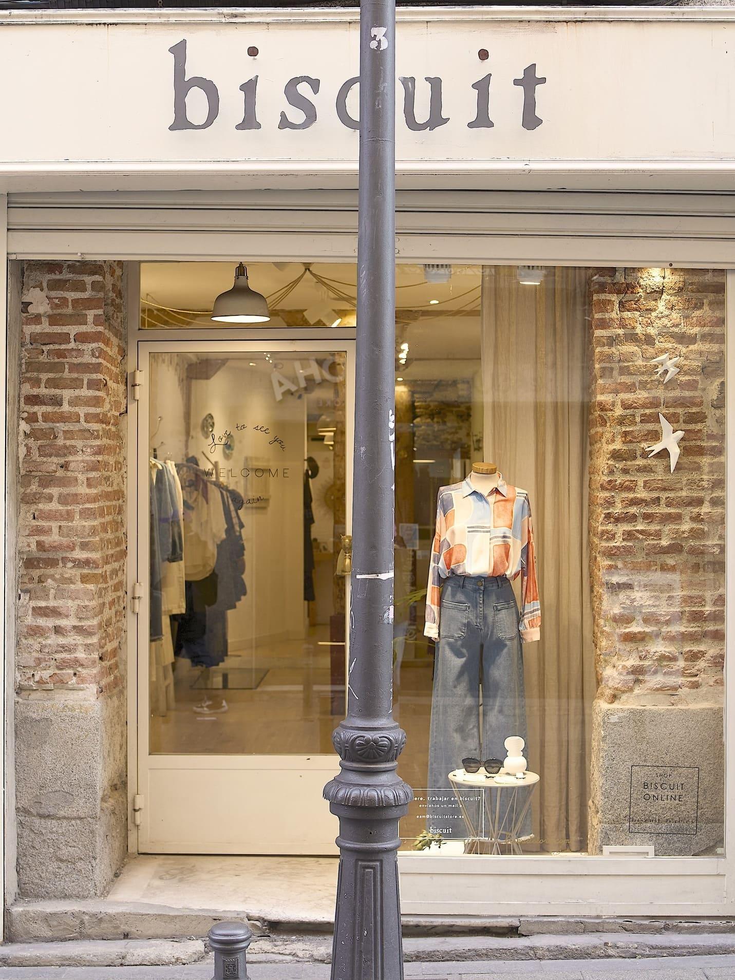 DSC09435_1_2_2_1 - biscuit