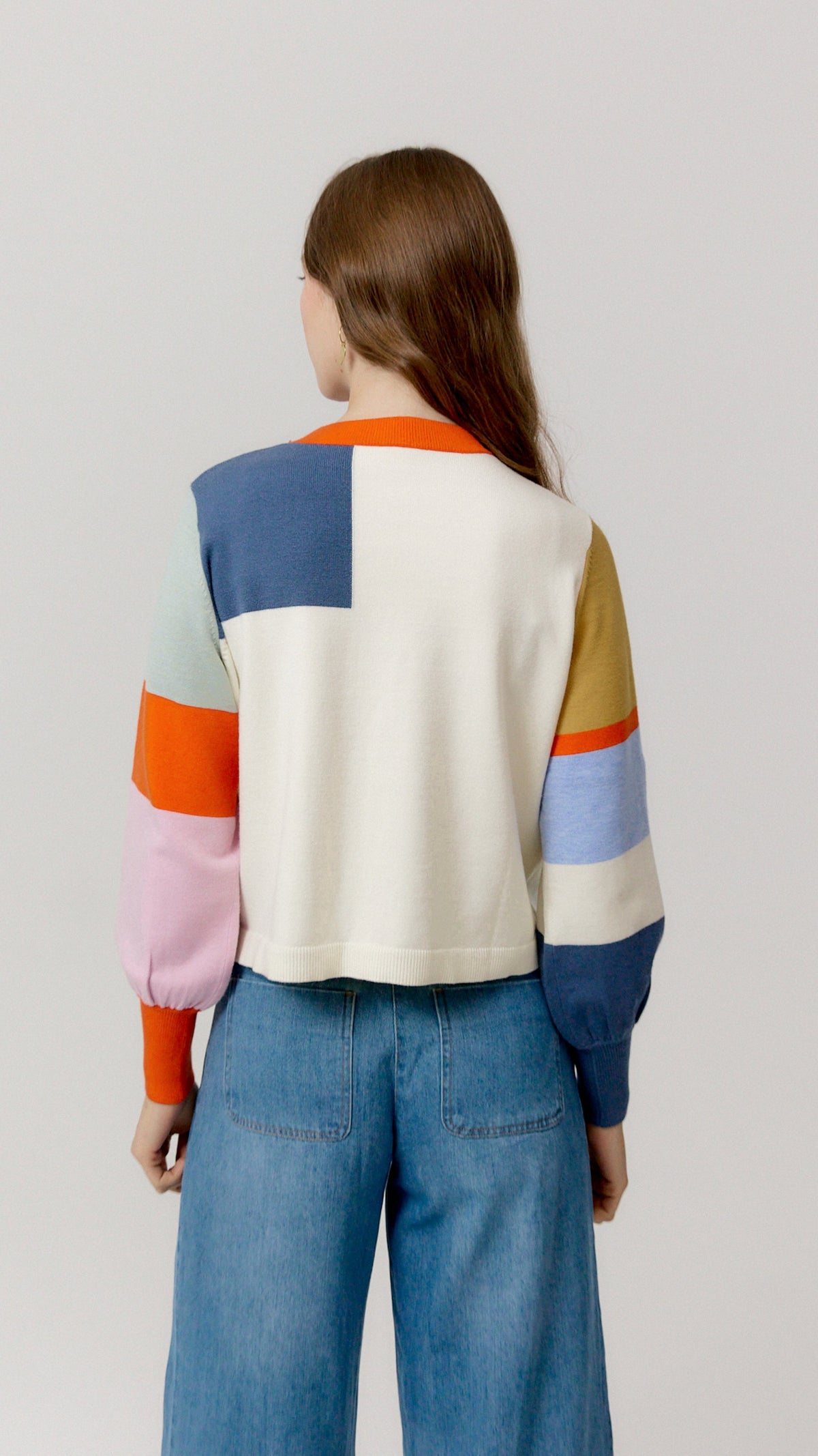 Jersey Kaleido color block de Biscuit, vista trasera.