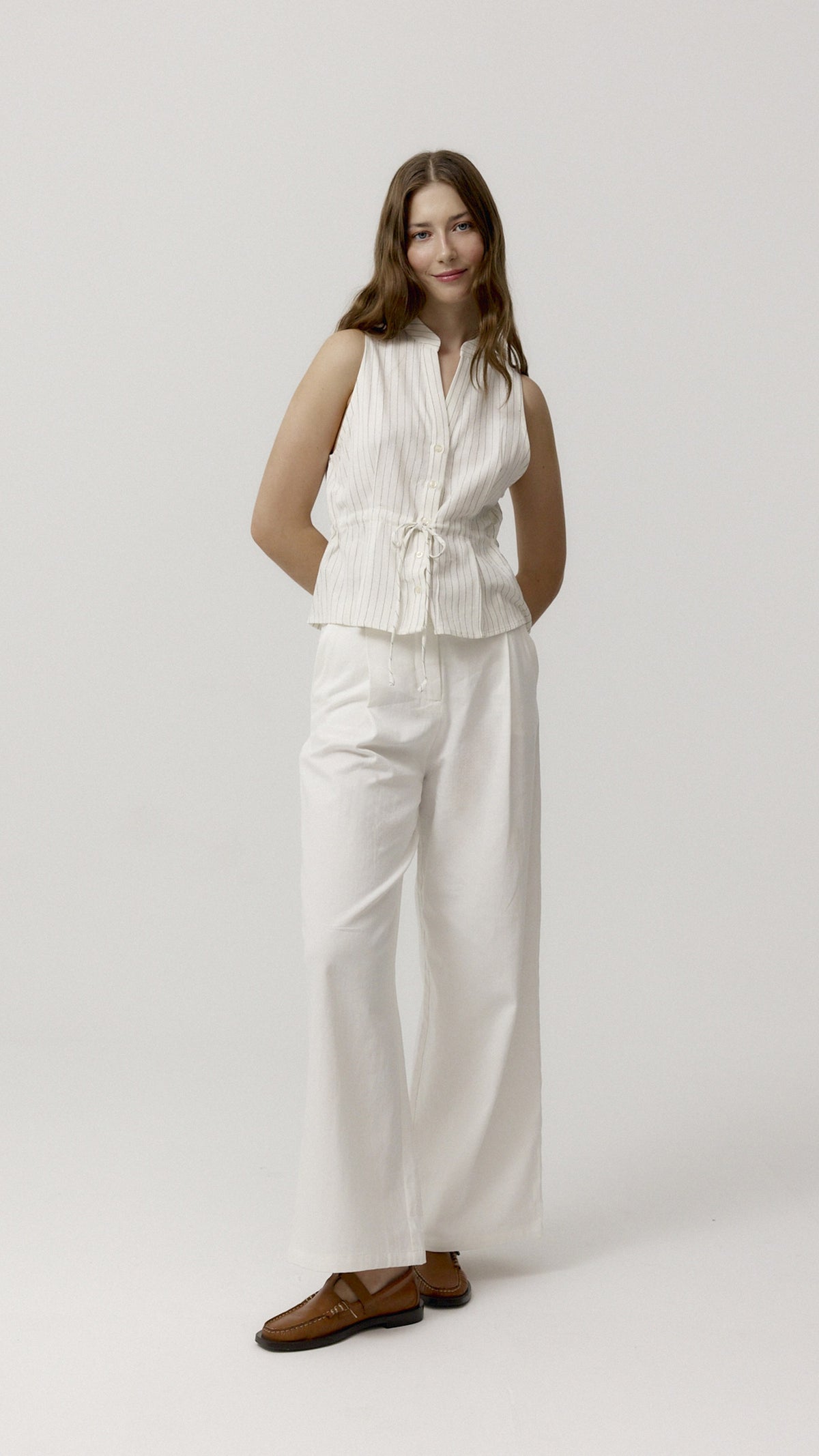 Chaleco Louis Blanco de Biscuit en look frontal