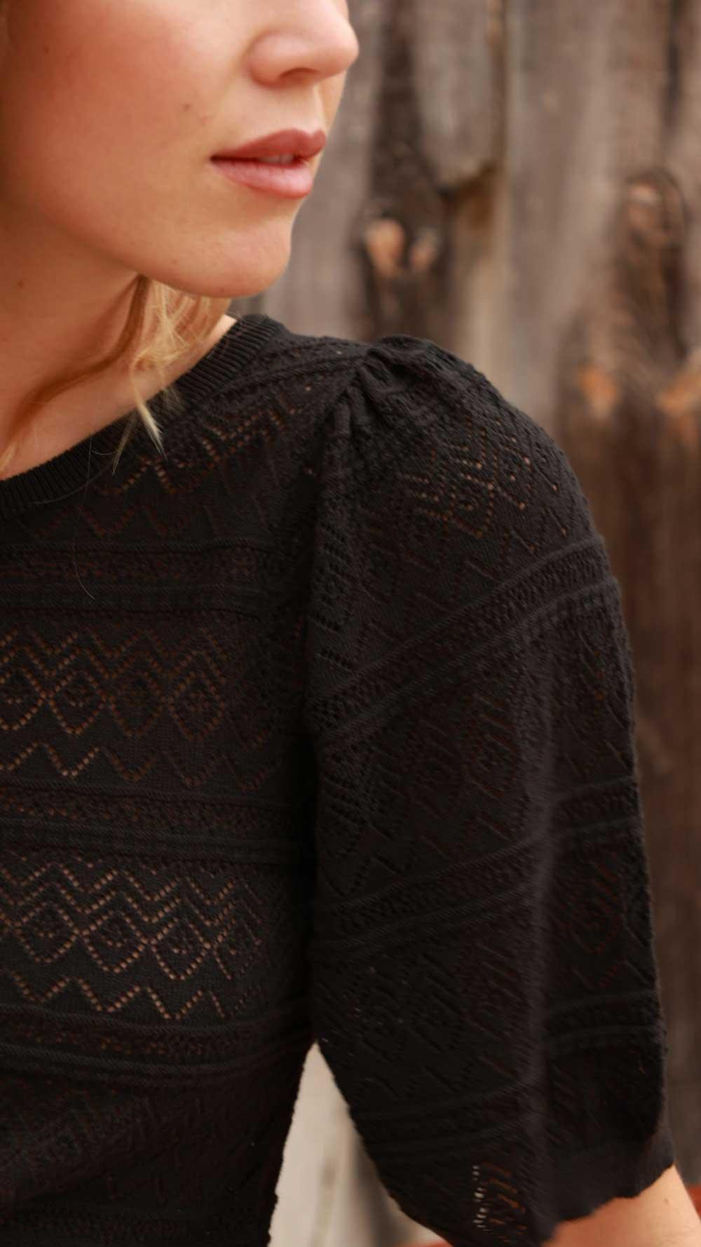 Delia - Top - biscuit