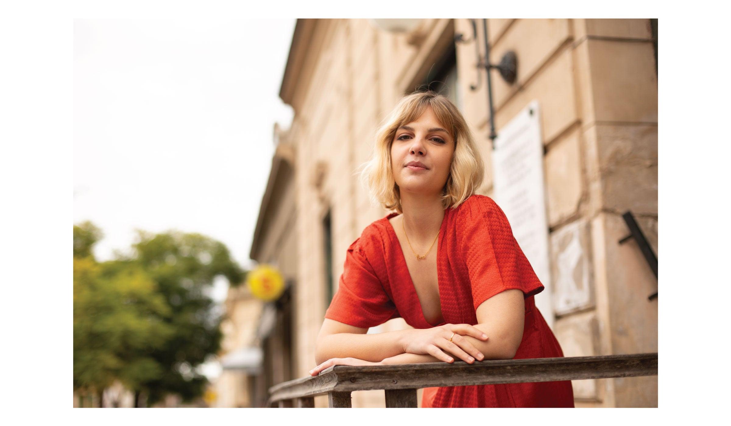 horizontal-milene - biscuit