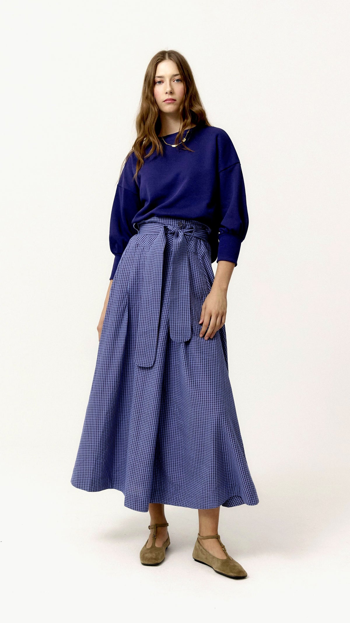 Sudadera Musetta azul navy - look en movimiento