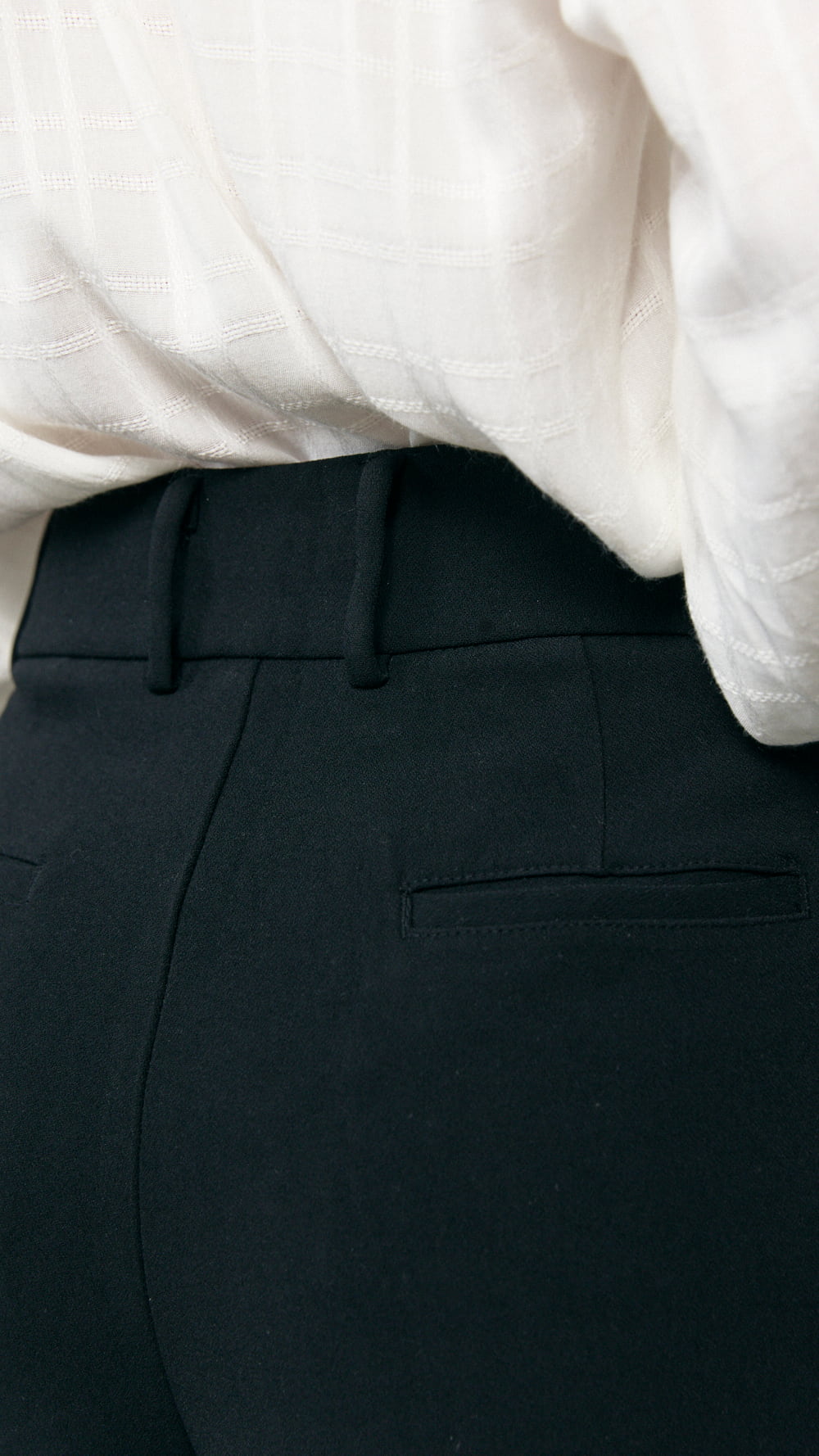 Pantalón Edmond negro de Biscuit